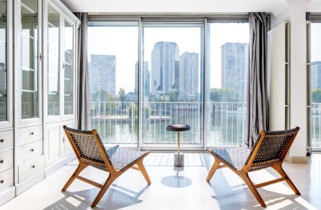 Bright 1Bedroom Apartment Centrally Located With Most Beautiful Views From Seine At 10 Minutes Walking From Beaugrenelle Shopping Mall And Eiffel Tower Paris Exterior photo